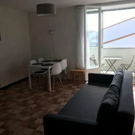 Διαμέρισμα A 2 Pas De La *