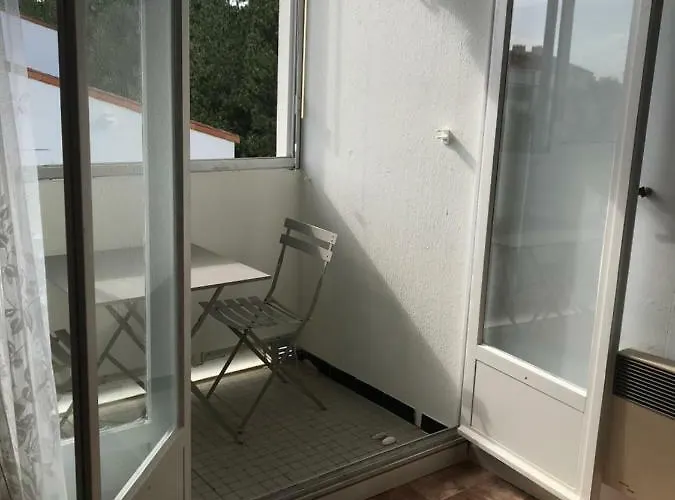 Apartamento A 2 Pas De La *